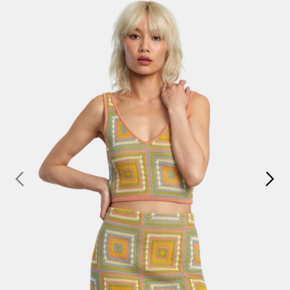 RVCA Shadow Box Knit Crop Top - Guava